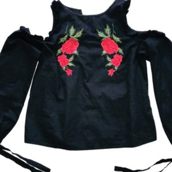 Embroidered Cold Shoulder Black Top Size small - Picture 1 of 8